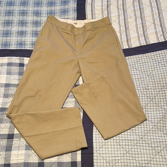 Dickies Other - Men’s Dickies Regular Fit Khaki Pants